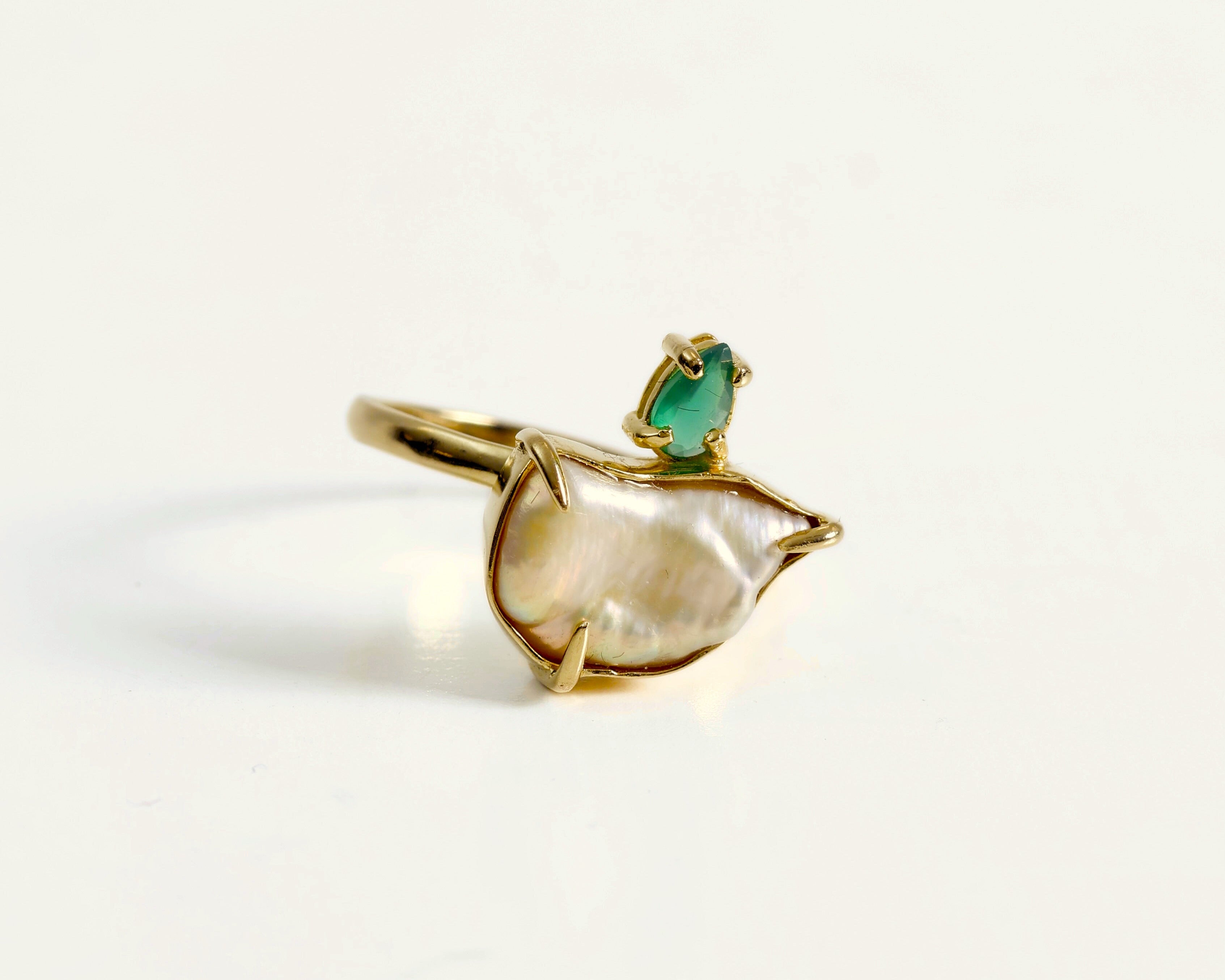 Anillo Bahia perla y crisoprasa