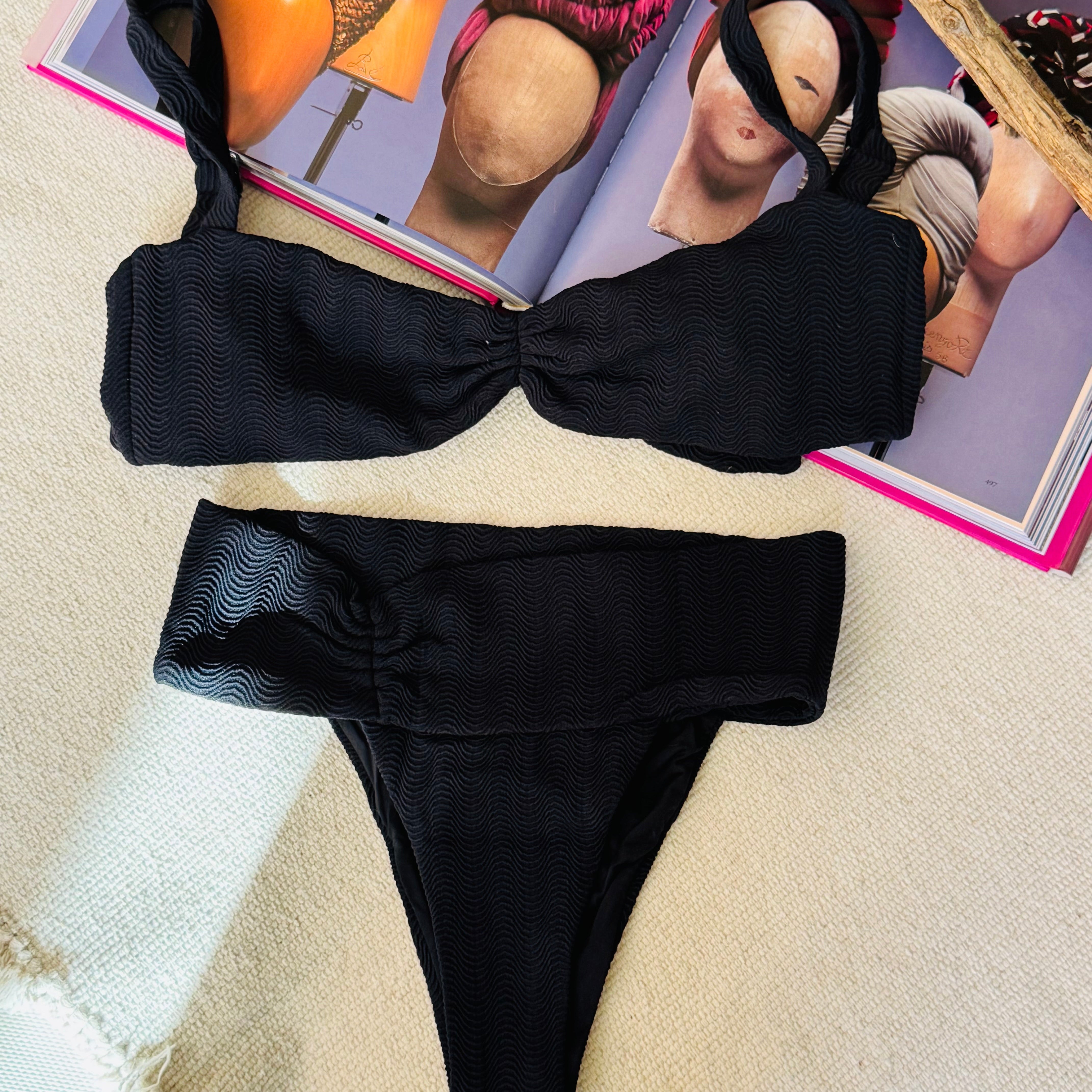 Bikini Negro Ondas