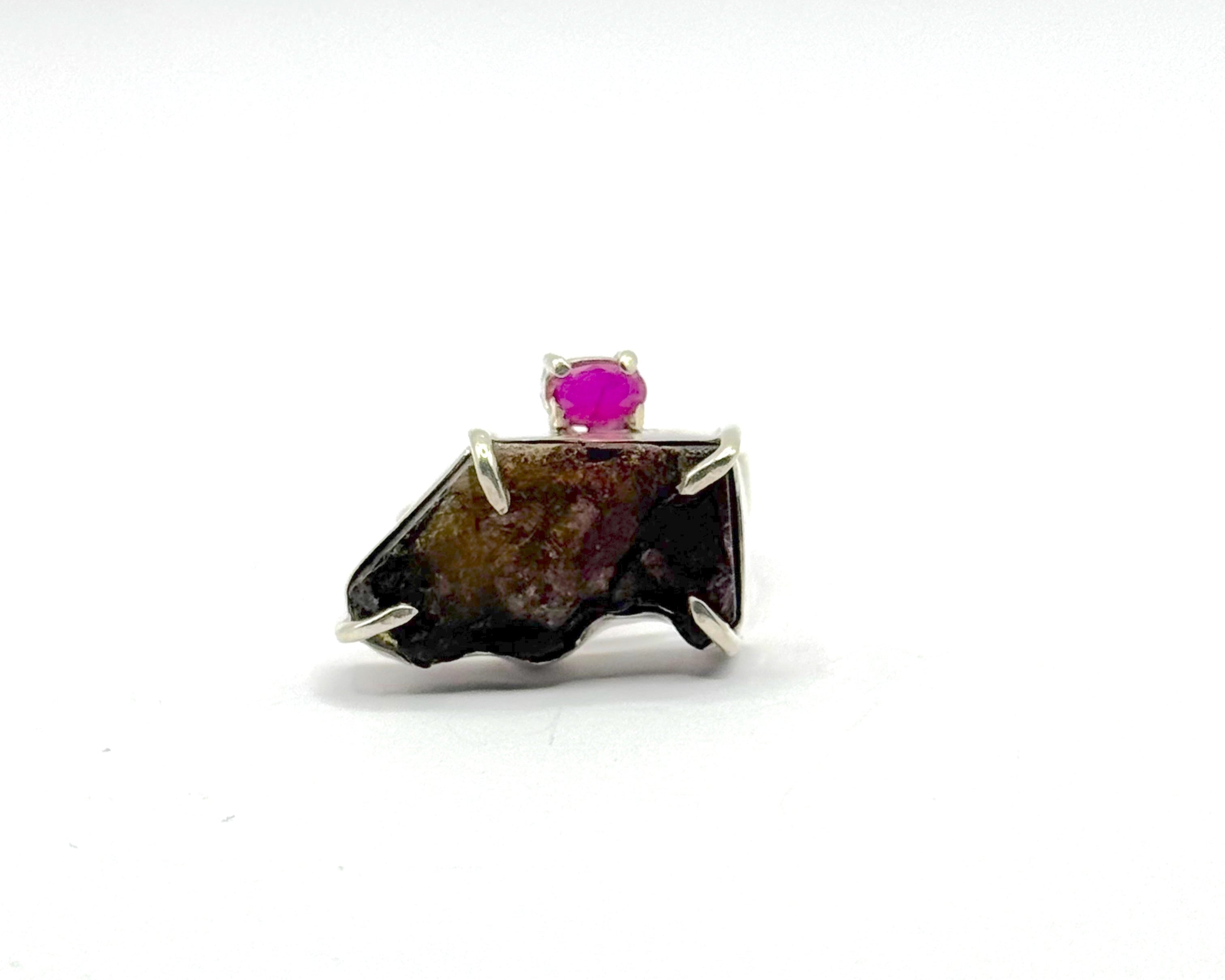 Anillo Amazonas Turmalina y Rubí