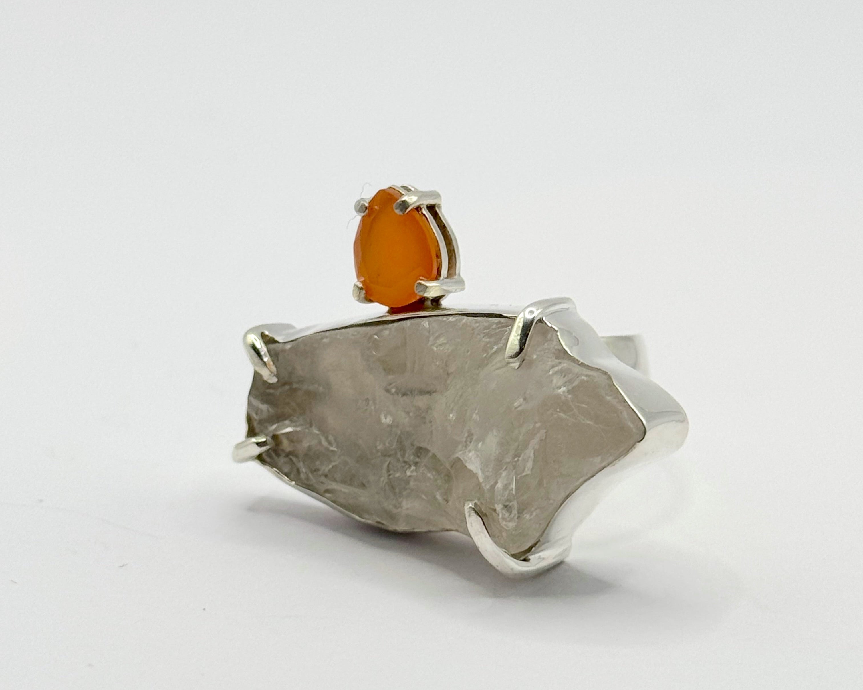 Anillo Amazonas Topacio y Cornalina