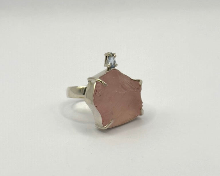 Anillo Amazonas Cuarzo Rosa y Topacio Azul